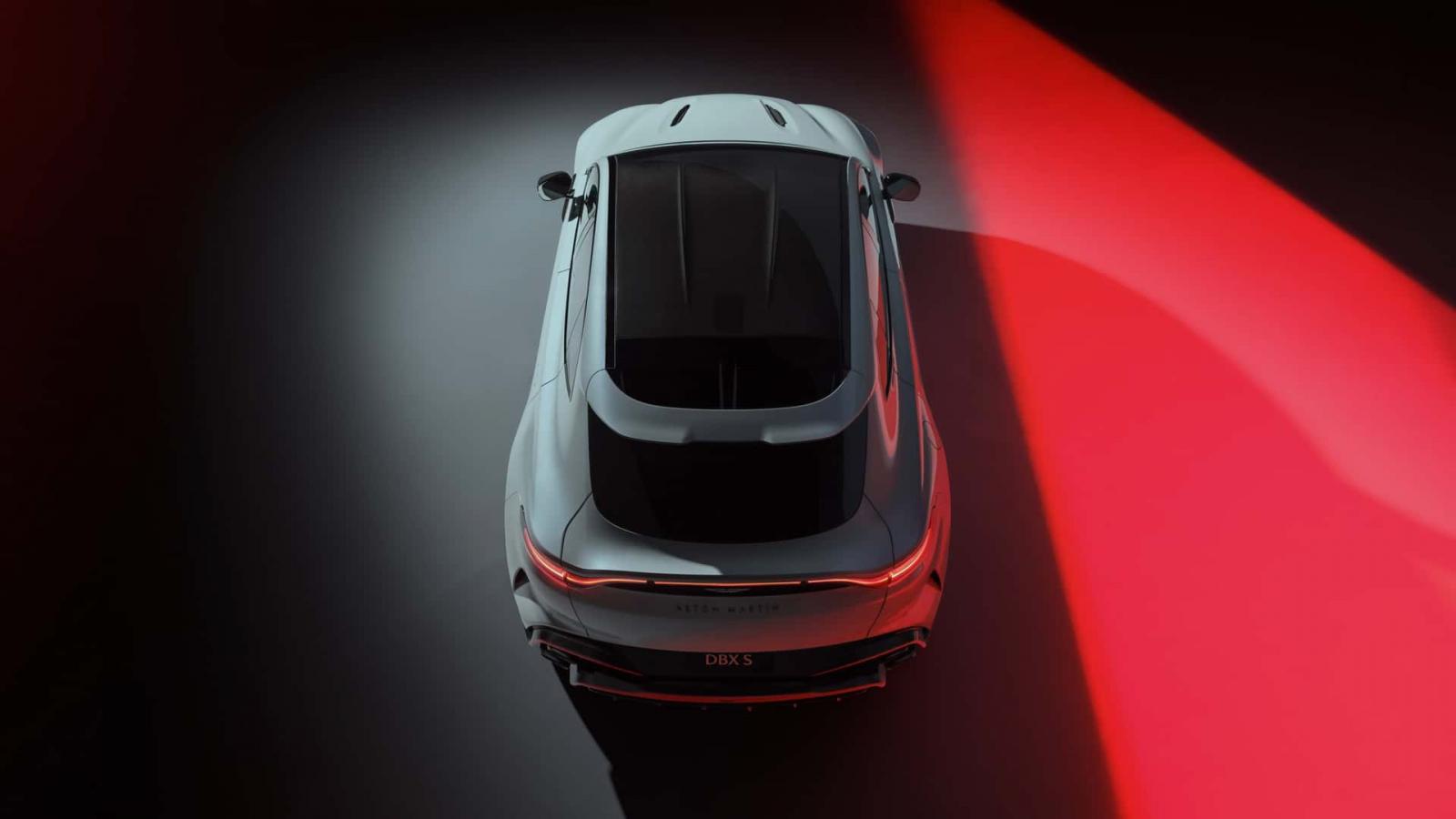 Η νέα Aston Martin DBX S έφτασε με 727 ίππους